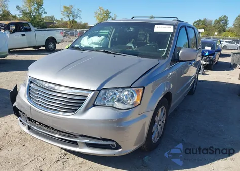 2016 Chrysler Town & Country Touring from USA, damaged, VIN 2C4RC1BG9GR261075
